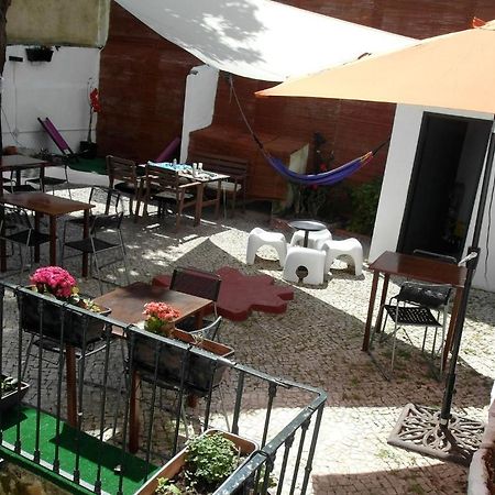 Hostel Graca 28 Lisbon Exterior photo